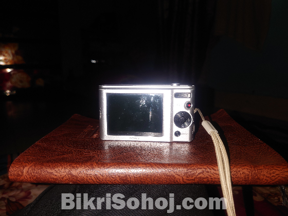 Sony cyber shot w800